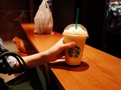 -星巴克(西安曲江银泰店)