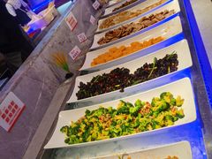-爱有声毛肚串串火锅自助(龙之梦大都汇店)