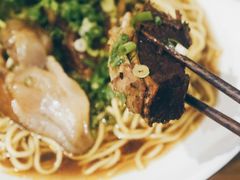 半斤半肉拉面-厝内小眷村(天河南一路店)