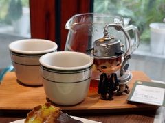 -SAFARI COFFEE