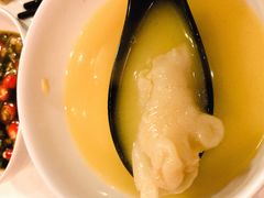 -鲜入围煮花胶鸡海鲜火锅