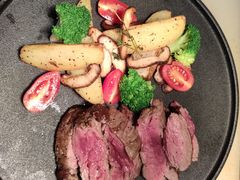 精选西冷牛排-F+轻食健身赋能空间(中华北路国贸商场店)