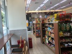 -全家便利店(银翔路店)