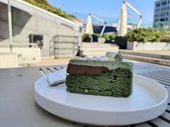 -UNI UNI(环亚凯瑟琳店)