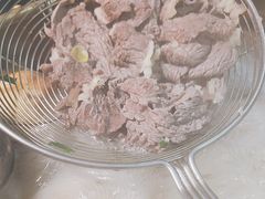 -潮汕三宝鲜牛肉火锅