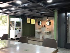 -ADO KAFE(大学城店)