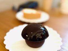 -VERIE BAKEHOUSE
