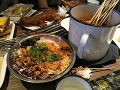特色毛肚锅-喝丢一只鞋辣炒海鲜小烧烤(三八广场店)