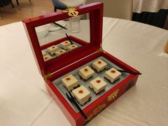 -品海楼·大连海胆锅贴馆(东港店)