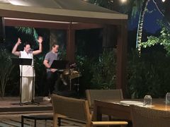 -三亚艾迪逊酒店·海滩烧烤 BARBACOA·现场乐队·浪漫晚餐·烧烤海鲜