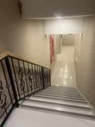 -伊美娜科技美肤中心