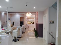 -Bollins波林丝•专研护发中心