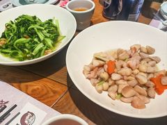 -黄泥岗·地道湖北菜(奥特莱斯店)