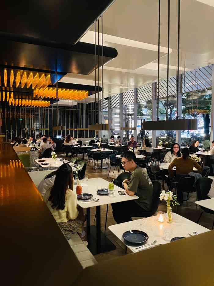 gaga chef(万象天地店)-"以前一直都是去gaga鲜语吃芒果鸡肉三明.