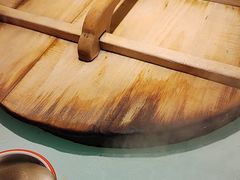 -鱼窝棚柴火铁锅炖(富山屯店)