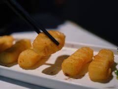 -本来精品川菜(嘉里中心店)