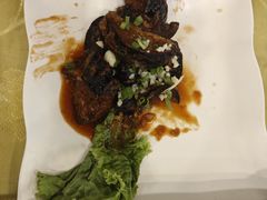 -鑫渔港海鲜本地菜·山海关浑锅(东戴河店)