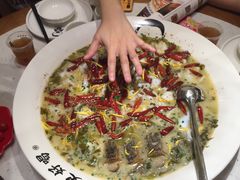 -江渔儿酸菜鱼·拔草餐厅(虎门君乐汇店)