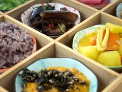 -轻蔬不用等·素食(江苏路店)