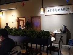 大堂-姜君·千岛湖鱼头馆(浦东大道店)
