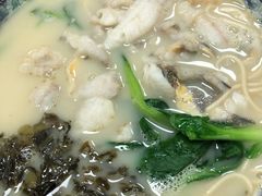 -明呈黄鱼面馆(斜土路店)