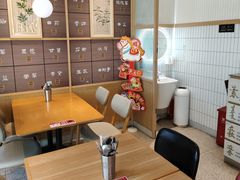 -必胜客(WOW昙华林店)