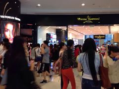 iphone_upload_pic-Vivienne Westwood(上海来福士广场店)