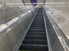 -红土地(地铁站)