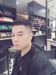 -HAIR CORNER