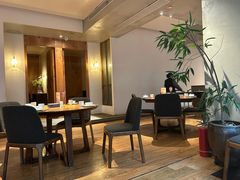 -渝半城经典川粤菜(重庆天地店)