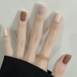 -悦指间美甲美睫