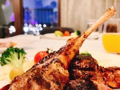 -WOLFGANG PUCK KITCHEN & BAR(迪士尼小镇店)