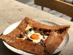 鸡蛋蘑菇熏肉荞麦可丽饼-RAC BAR(安福路店)