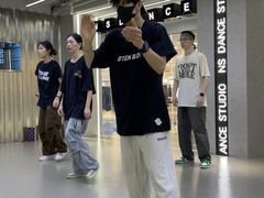 -摩登百货(岗顶店)