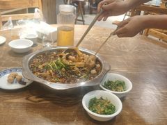 -乡土特色.冷锅鱼.牦牛肉汤锅