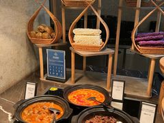 -广州万富希尔顿酒店·感趣自助餐厅·金秋蟹宴生蚝海鲜刺身