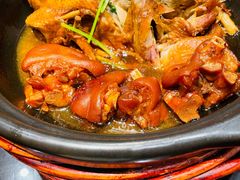 神仙鸡焖猪蹄-百鸟朝凤宴会中心