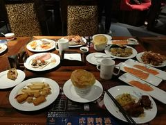 -四海一家自助餐(益田假日广场店)