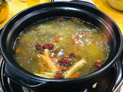 -濠轩阁特色生蚝火锅(水湾路店)