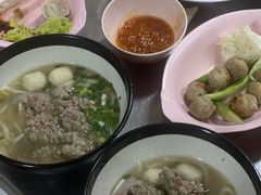 -榮泰米粉湯(Left Shop)