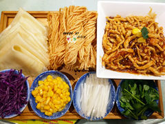 京酱肉丝-炉鼎记私房菜(总店)