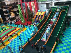 -蒙特利亲子乐园