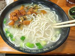 -小辫子羊肉面馆(周东店)