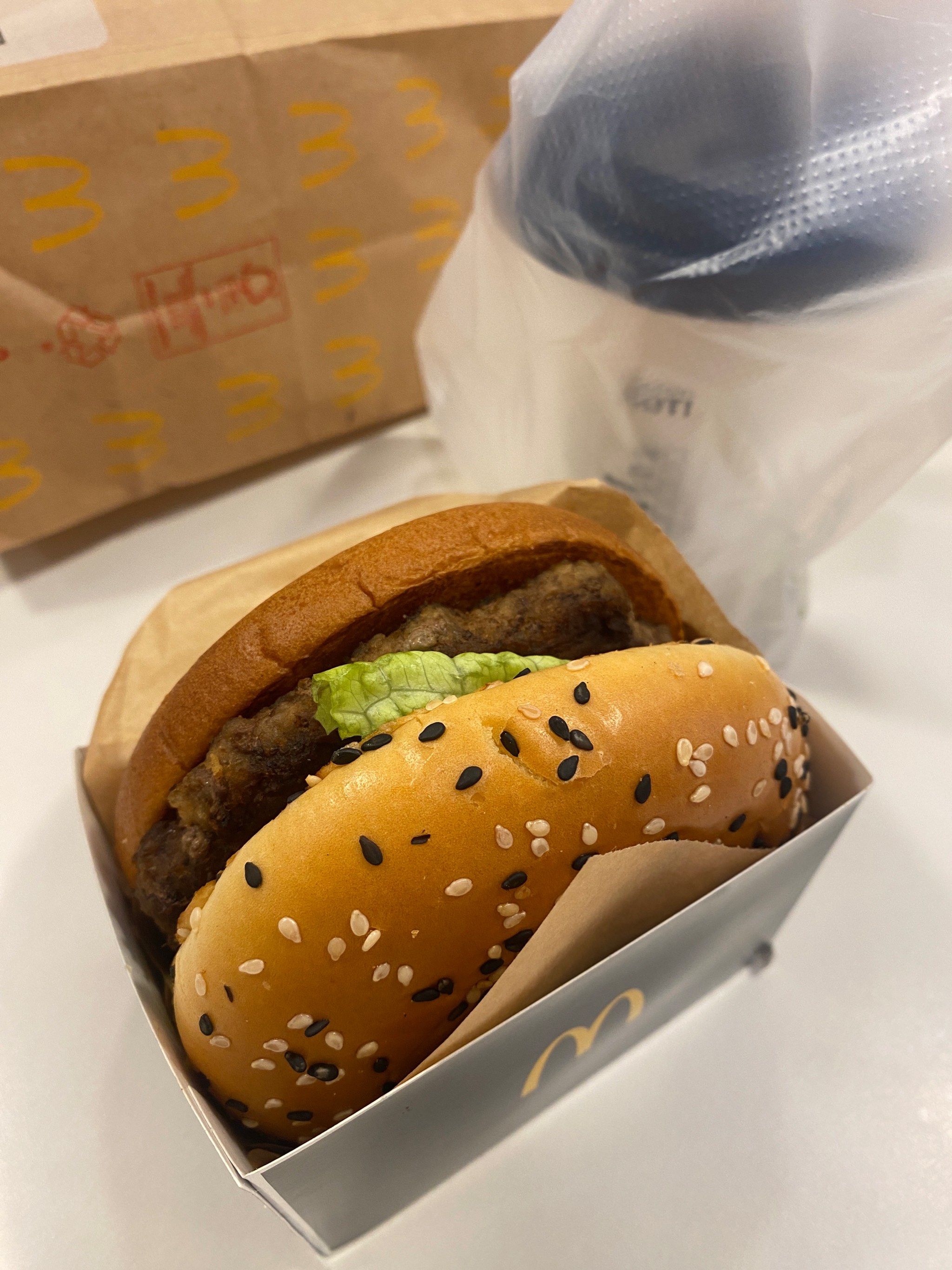 麦当劳安格斯牛肉汉堡