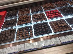 -上海市长春食品商店(淮海中路店)