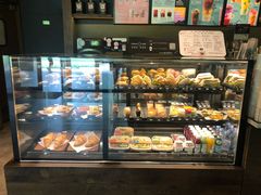面包甜点陈列柜-星巴克(杭州市民中心店)
