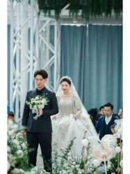 -MECCI婚礼摄影跟拍(红东方广场店)
