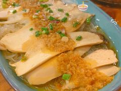蒜蓉粉丝杏鲍菇-无届青年餐馆(熙街店)