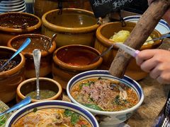 -云阿蛮云南生烫牛肉米线(奉贤路店)