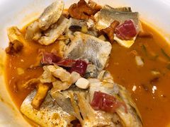 臭黄鱼烧鸡油菌-皖宴(合肥店)